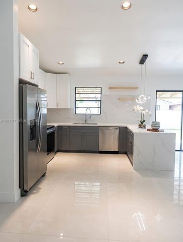 16552 SW 297th Terrace 16552, Homestead, FL 33033