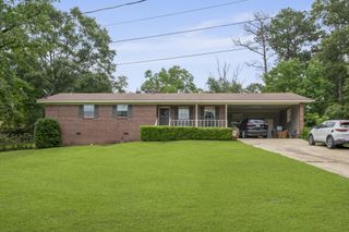 110 Highland Cir., Petal, MS 39465