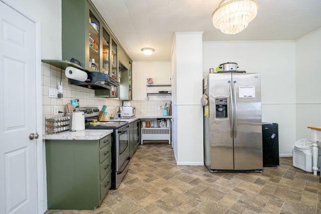 33 Railroad Avenue, Plainfield, CT 06374