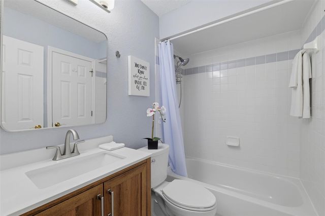 381 MADEIRA CIRCLE, Tierra Verde, FL 33715