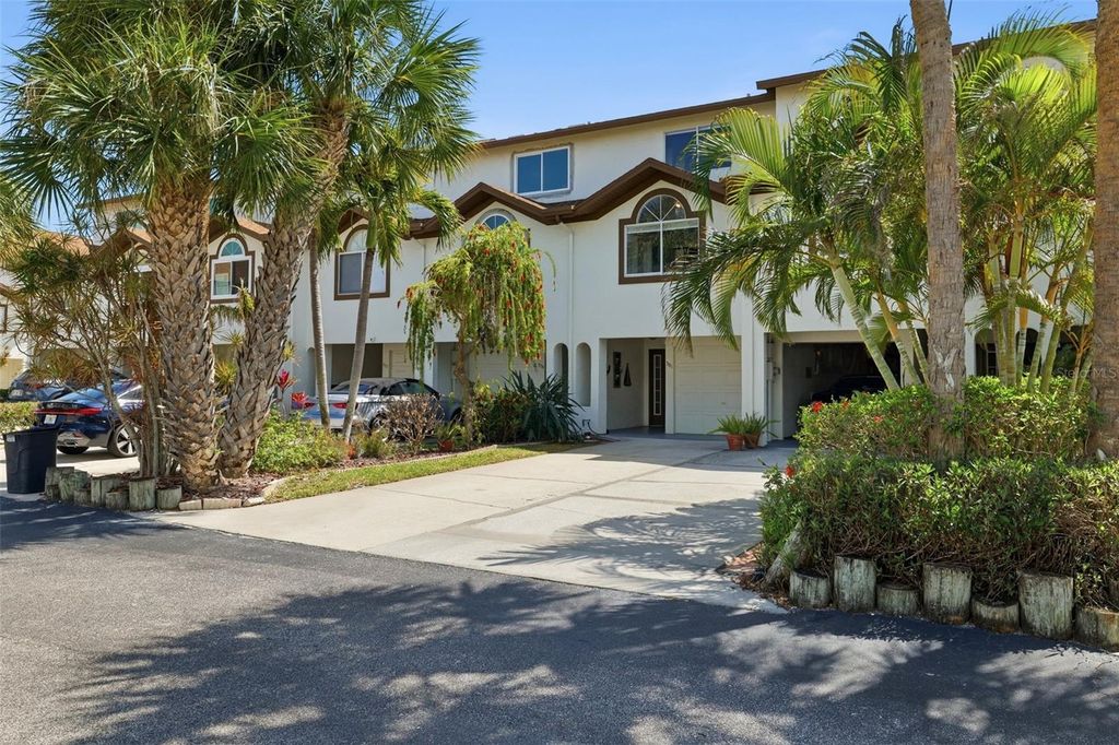 381 MADEIRA CIRCLE, Tierra Verde, FL 33715