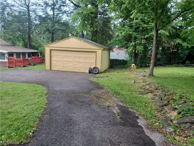 918 Winona Drive, Youngstown, OH 44511