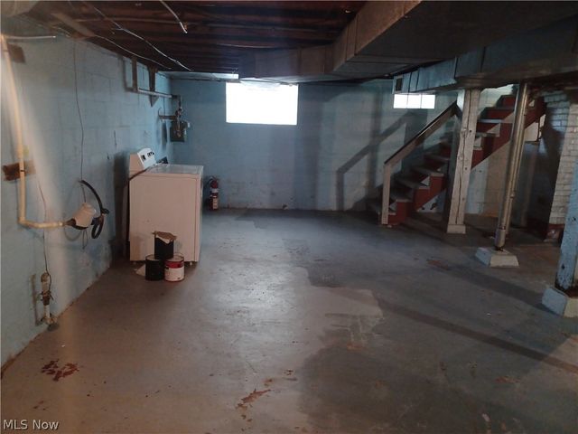 918 Winona Drive, Youngstown, OH 44511