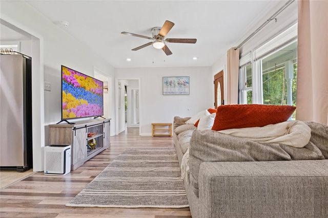 850 New Hope Road, Fayetteville, GA 30214