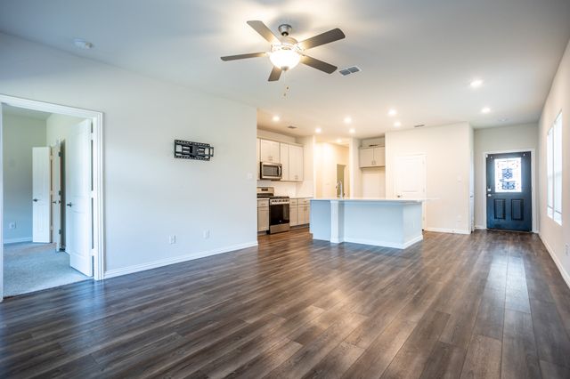 5014 Wolfdale Drive, Princeton, TX 75071
