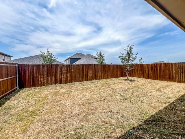 5014 Wolfdale Drive, Princeton, TX 75071