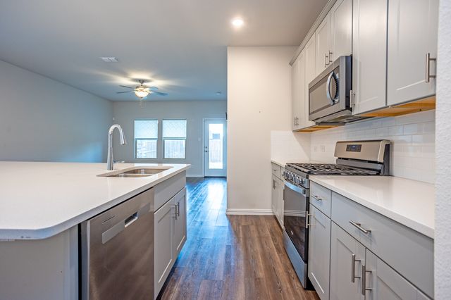 5014 Wolfdale Drive, Princeton, TX 75071