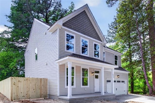 2800 Meadow Wood DR E, Chesapeake, VA 23321