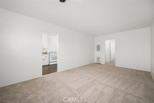 1612 Orange, Costa Mesa, CA 92627