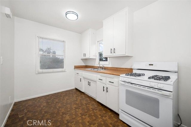 1612 Orange, Costa Mesa, CA 92627