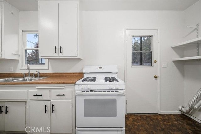 1612 Orange, Costa Mesa, CA 92627