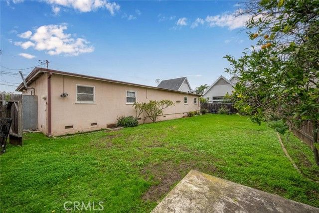 1612 Orange, Costa Mesa, CA 92627