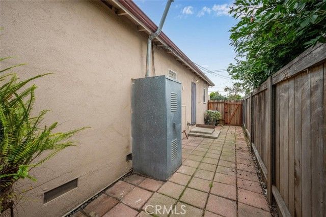 1612 Orange, Costa Mesa, CA 92627