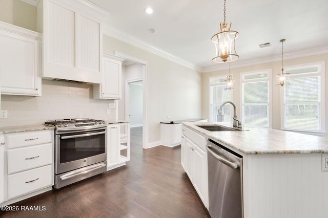 170 Noah's Ark Boulevard, Cankton, LA 70584