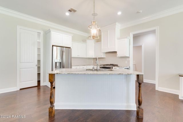 170 Noah's Ark Boulevard, Cankton, LA 70584