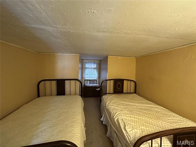 310 N 3rd, Hannibal, MO 63401