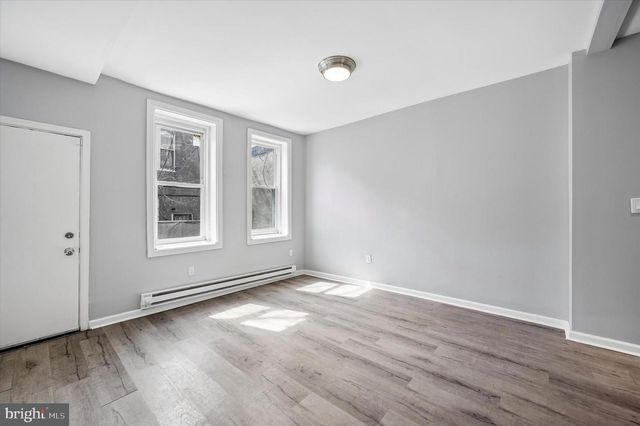 2406 W CLEARFIELD ST, Philadelphia, PA 19132