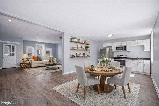 2406 W CLEARFIELD ST, Philadelphia, PA 19132