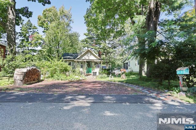 84 Race Track Drive, West Milford, NJ 07421