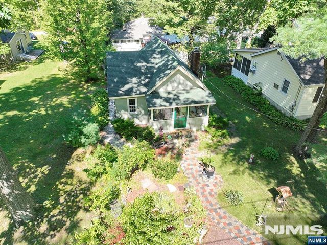 84 Race Track Drive, West Milford, NJ 07421