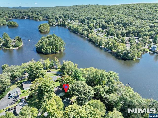 84 Race Track Drive, West Milford, NJ 07421