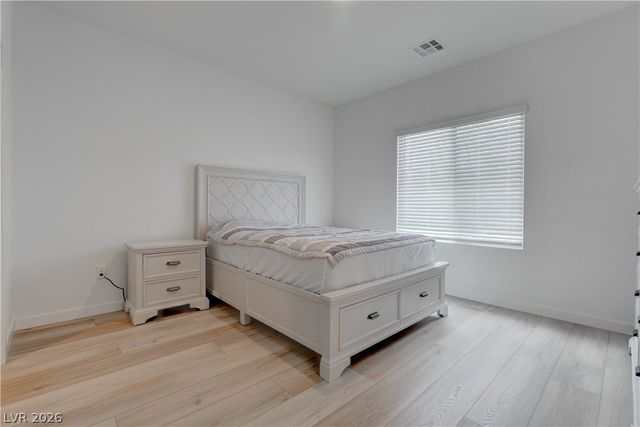 904 Kings Cliff Lane, Las Vegas, NV 89138