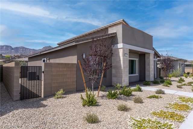 904 Kings Cliff Lane, Las Vegas, NV 89138