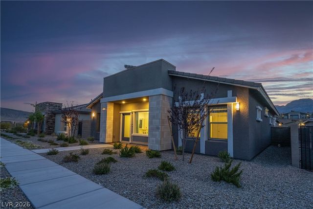904 Kings Cliff Lane, Las Vegas, NV 89138