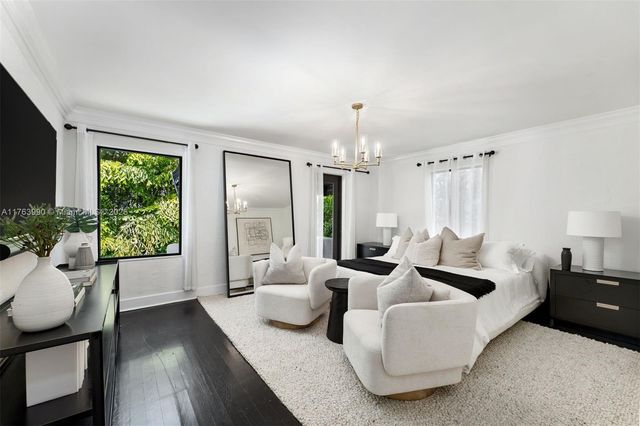 4430 Alton Rd, Miami Beach, FL 33140