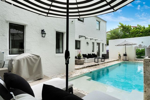 4430 Alton Rd, Miami Beach, FL 33140