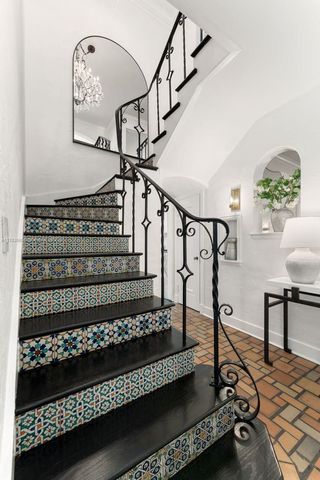 4430 Alton Rd, Miami Beach, FL 33140