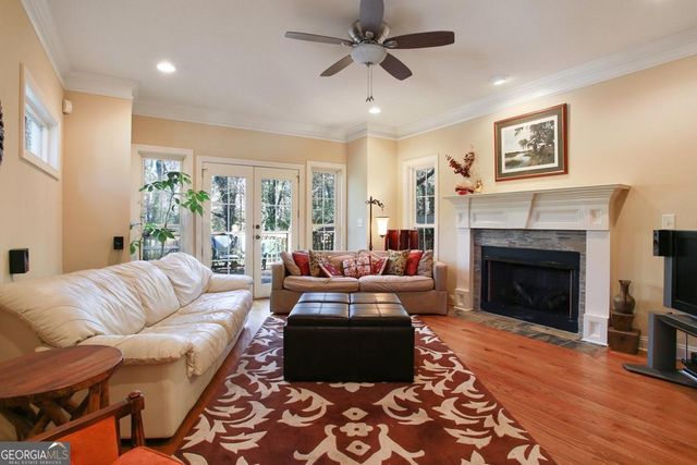 1084 Country Lane NE, Atlanta, GA 30324