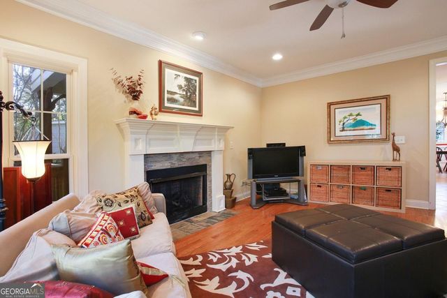 1084 Country Lane NE, Atlanta, GA 30324
