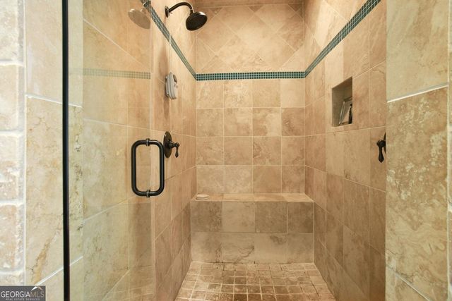 1084 Country Lane NE, Atlanta, GA 30324