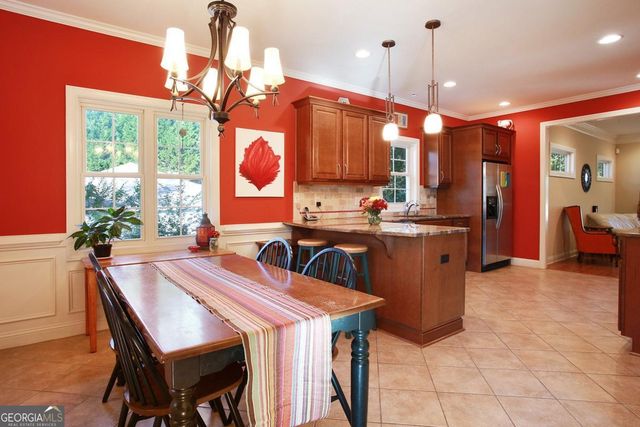 1084 Country Lane NE, Atlanta, GA 30324