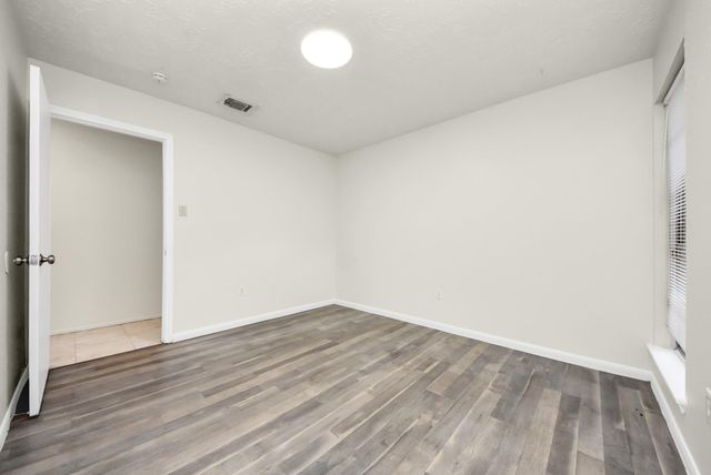 4219 Stonehenge Trail, Houston, TX 77066