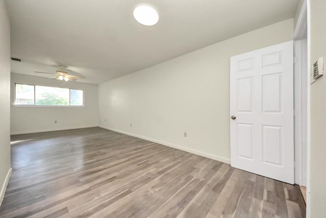 4219 Stonehenge Trail, Houston, TX 77066