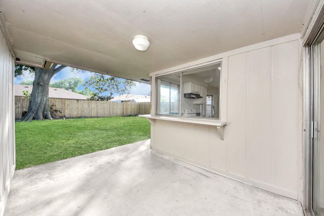 4219 Stonehenge Trail, Houston, TX 77066