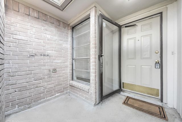 4219 Stonehenge Trail, Houston, TX 77066