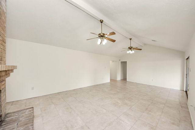4219 Stonehenge Trail, Houston, TX 77066