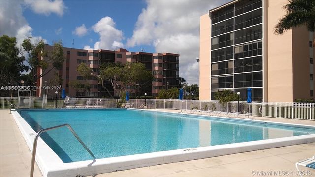 20840 San Simeon Way 702, Miami, FL 33179