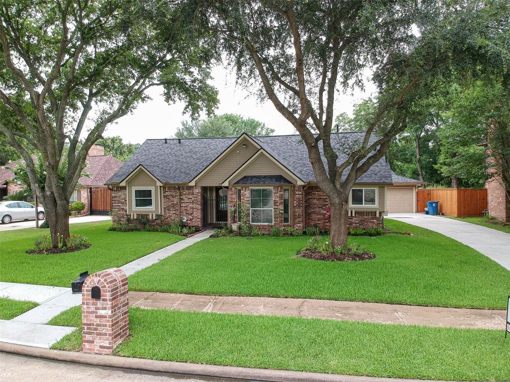 6510 Tico Drive, Houston, TX 77083