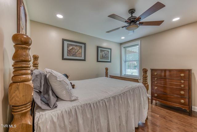 191 Tn-143, Roan Mountain, TN 37687
