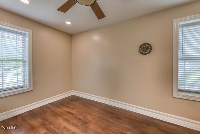 191 Tn-143, Roan Mountain, TN 37687