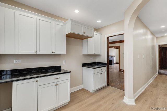 121 Colorado Street, Highland Park, MI 48203