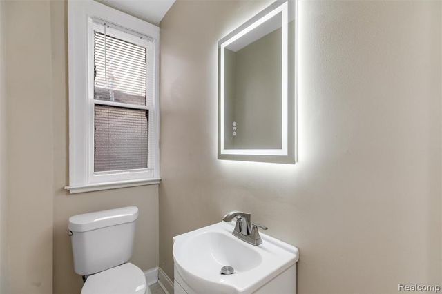 121 Colorado Street, Highland Park, MI 48203