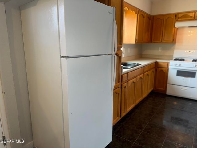 3008 EADS Place B, El Paso, TX 79935