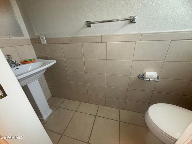 3008 EADS Place B, El Paso, TX 79935