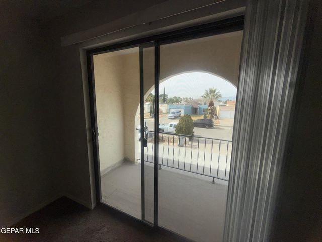 3008 EADS Place B, El Paso, TX 79935