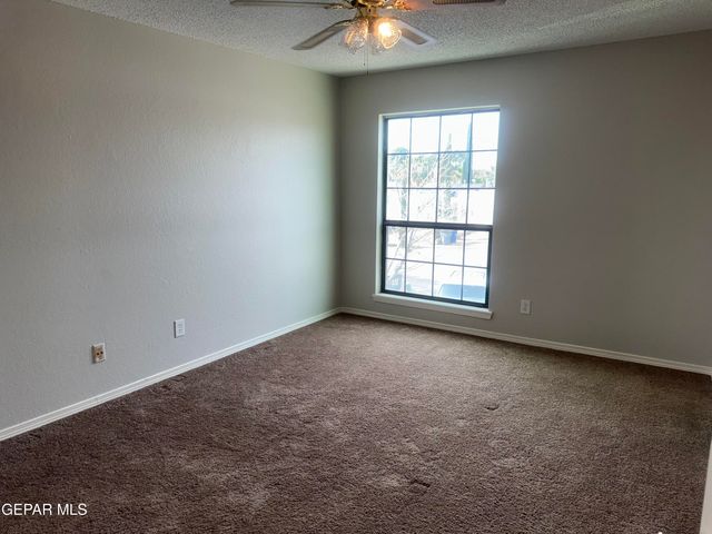 3008 EADS Place B, El Paso, TX 79935